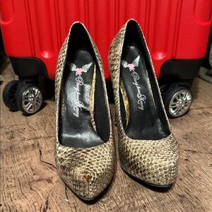 Penny Loves Kenny Snakeskin Patterned Heels